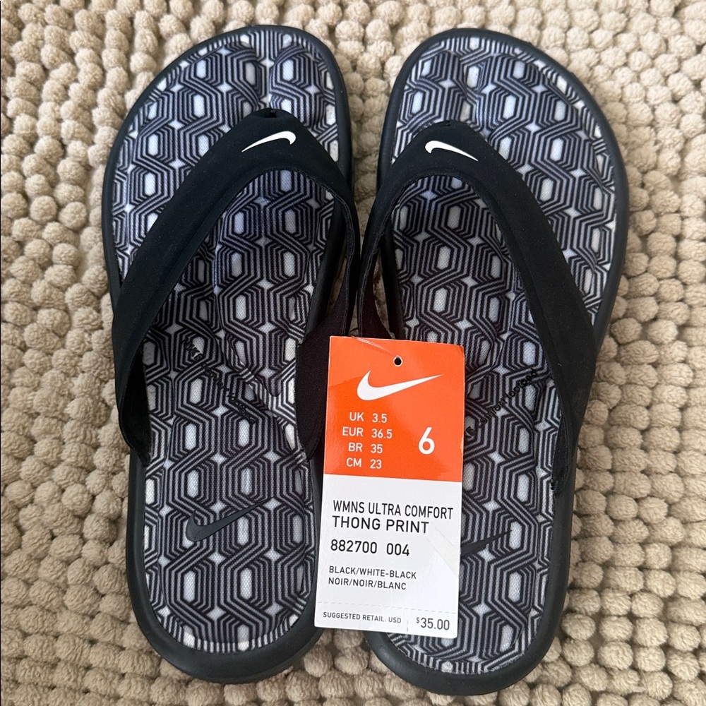 Nike Ultra Celso Thong Black and White Patterned Sandals - Picture 2 of 3
